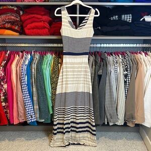 Gilli navy/ivory/tan striped back cross cross cut out sleeveless maxi dress XS